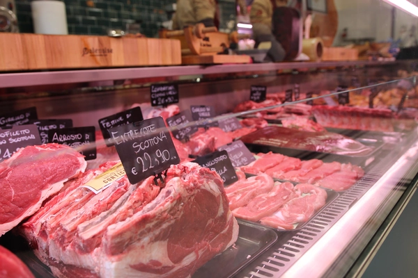 Progettazione e realizzazione Macelleria Il Tordo Matto arredamento